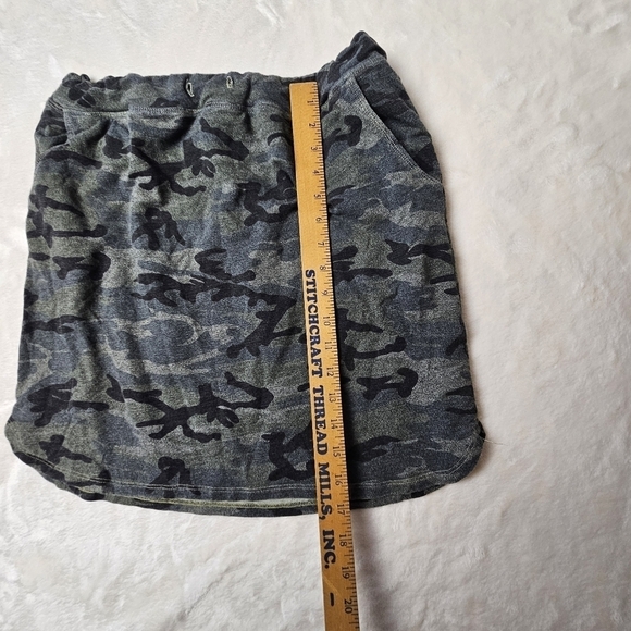 Sundry skirt womens large camo Pull On flaw No drawstring - Picture 3 of 9